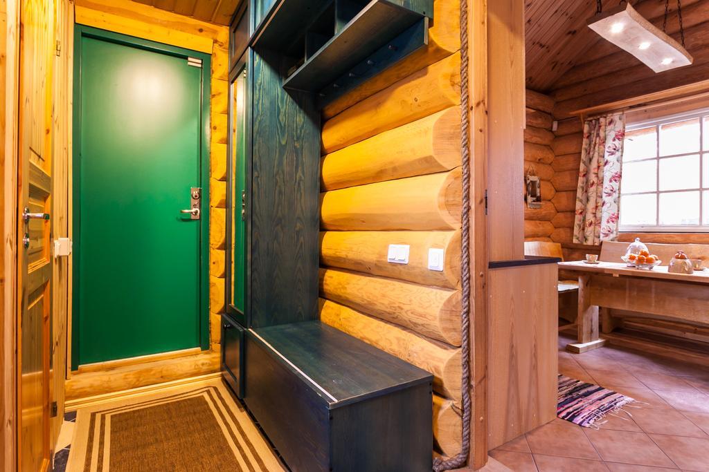 Koru Cottage Laagri الغرفة الصورة